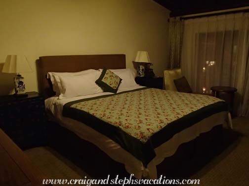 Room 1106 Red Wall Garden Hotel: Bedroom Loft