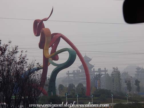 Sculpture on the drive to Kaili