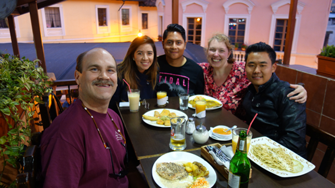 Dinner at Leña Quiteña: Craig, Jess, Javier, Steph, and Sonam