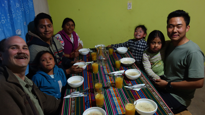 Dinner: Achi Taita, Sisa, Javier, Rosa, Yupanqui, Shina, and Sonam
