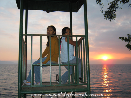 Vanesa and Paola in the tower at sunset