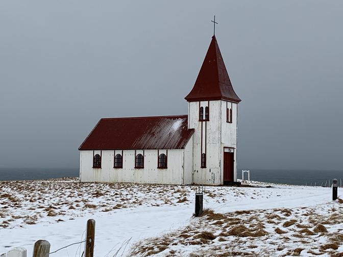 Church, Hellnar