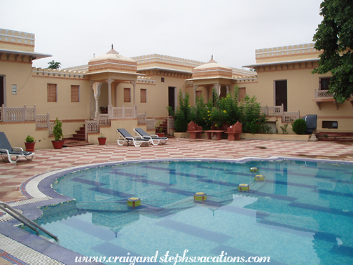 Amar Mahal Hotel Pool