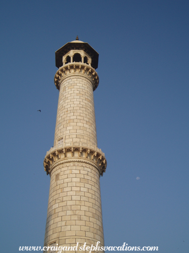 Taj Mahal minaret and moon
