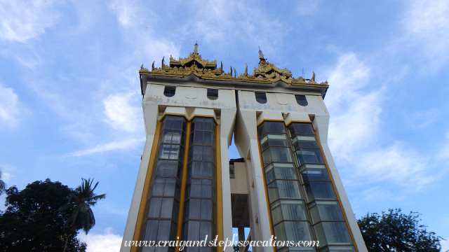 South elevators, Shwedagon Pagoda