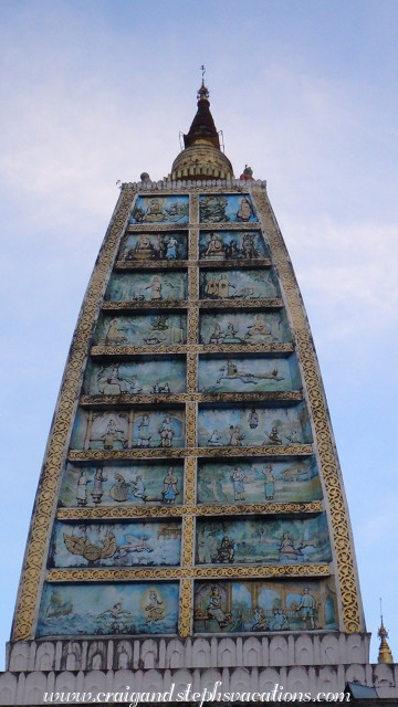 Mahabodhi temple replica, Shwedagon