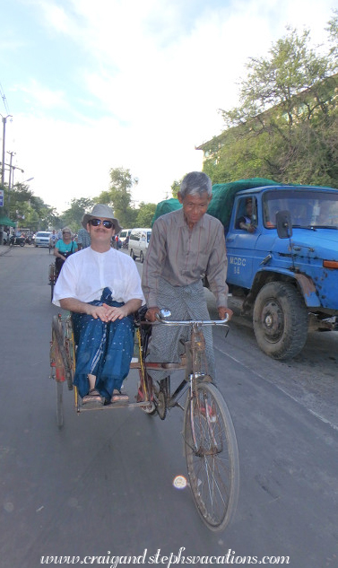 Trishaw ride through Mandalay
