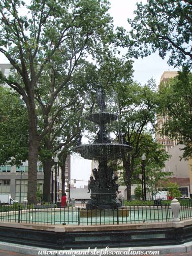 Fountain in Court Square Park