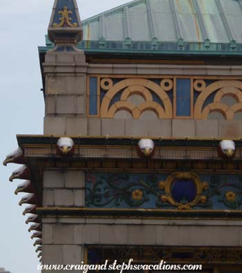Detail of Kress Building - Eagle gargoyles