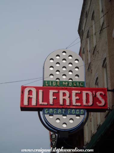 Alfred's on Beale