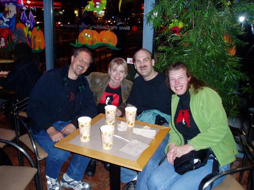Post-Concert Raindogs meet-up at Blenz Coffee Shop: Terry, Leona, Craig, Steph
