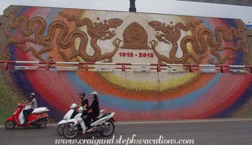 Mosaic comemmorating 1000 years of Hanoi