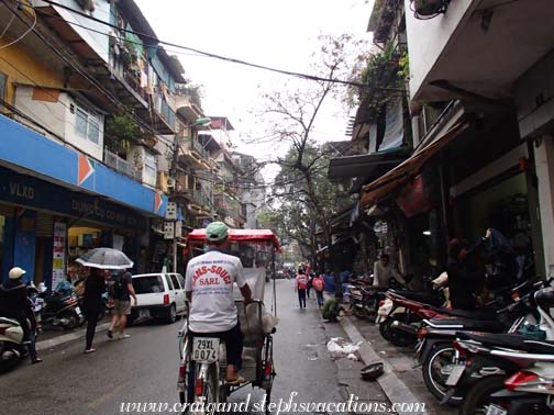 Cyclo ride through Hanoi's Old Quarter