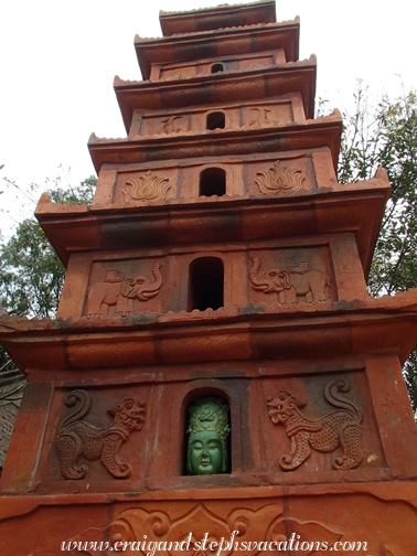 Pagoda, Thanh Chuong Viet Palace