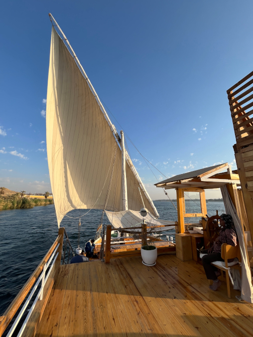 Dahabiya Safiya under sail power