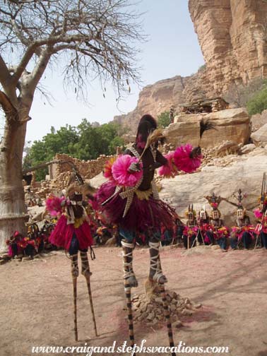 Tingetange stilt dancers