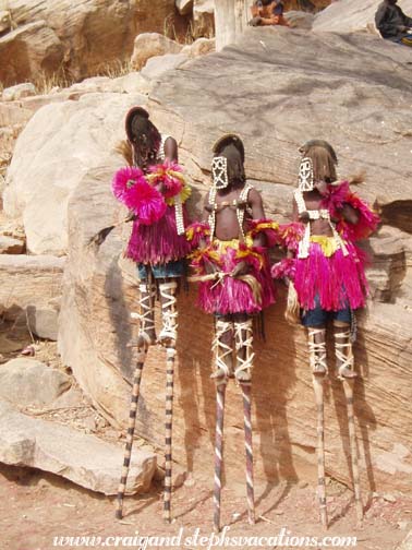 Tingetange stilt dancers