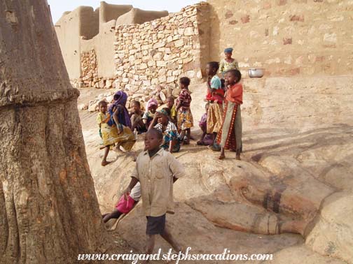 Dogon children