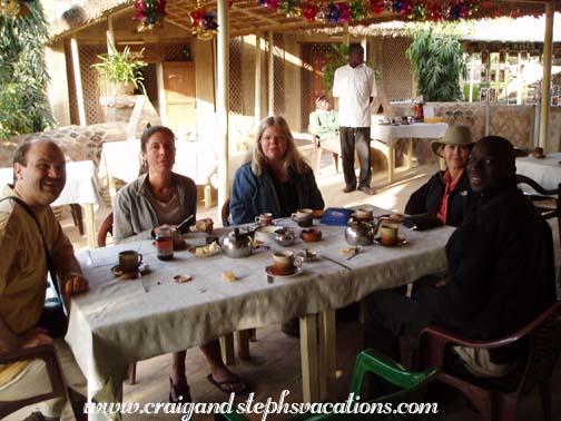 Breakfast at Hotel Campemente