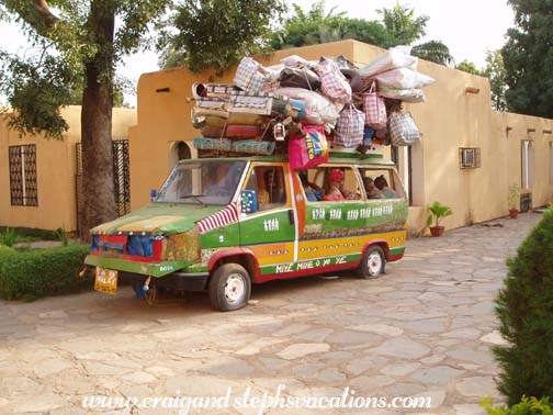 Art imitates life, Musee National du Mali