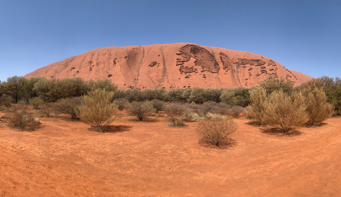 Uluru base walk