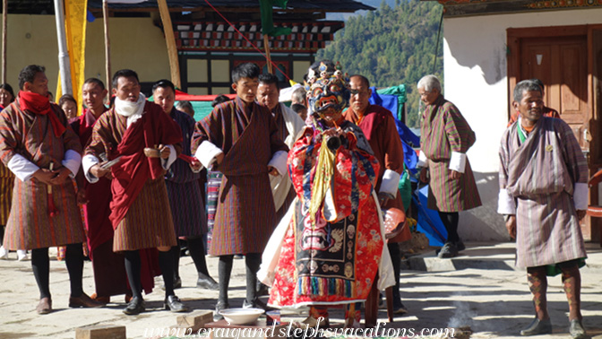 Dance of local deity Sa Cha Pen Chi