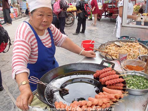 Food hawker, Kaili Sunday market