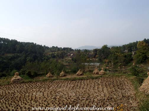 Approaching Xi Jia village