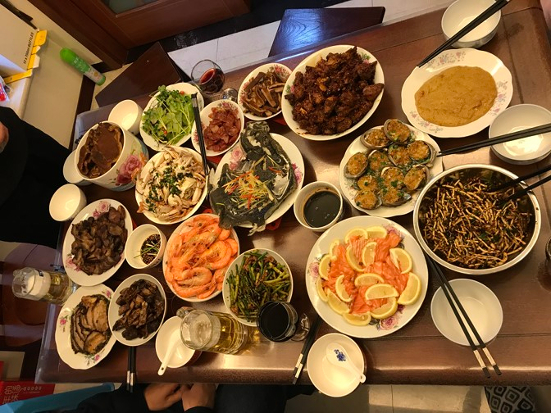 Xiaohong's New Year's Eve feast