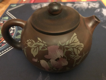 our purple pottery teapot from Jianshui