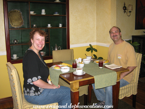 Breakfast at Casa Aliso