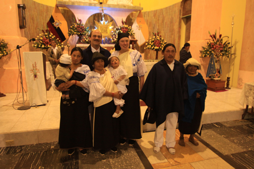 Yupanqui, Aida, Craig, Rosa, Sisa, Steph, Antonio, and Abuelita (Photo courtesy of Felipe)