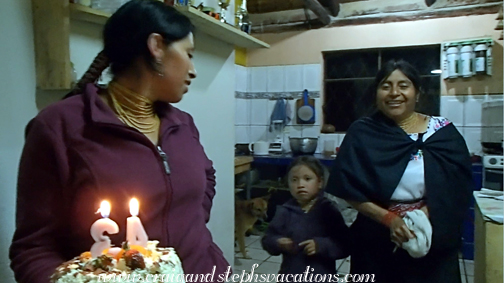 Aida presents Rosa's 43rd birthday cake