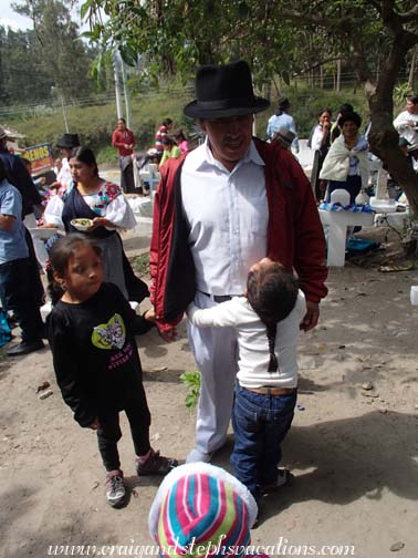 Yupanqui greets Antonio