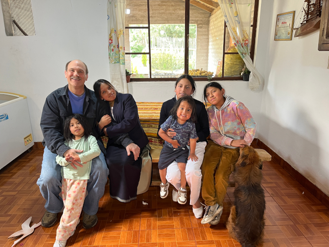 Achi Taita, Nena, Sisa, Yupanki, Kuri, Shina, Max