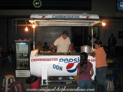 Paola and Yasmin at the churrasquito stand