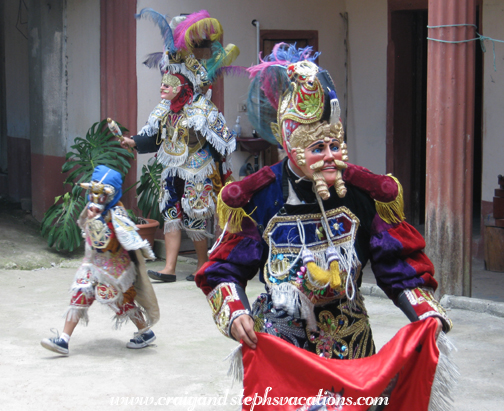 Bullfight dance, Moreria Santa Tomas