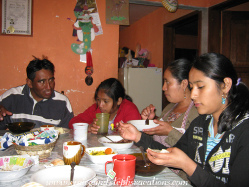 Dinner: Humberto, Paola, Paulina, and Vanesa