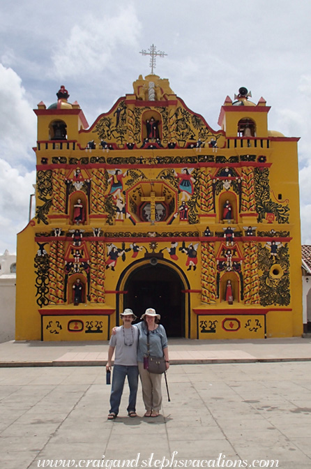 Craig and Steph in front of Iglesia San Andres Xecul