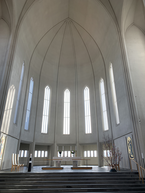 Hallgrímskirkja altar