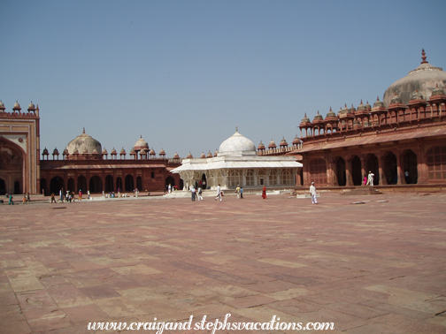 Mausoleum of Sufi saint Shaikh Salim Chisti