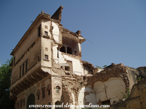 Fatehpur haveli