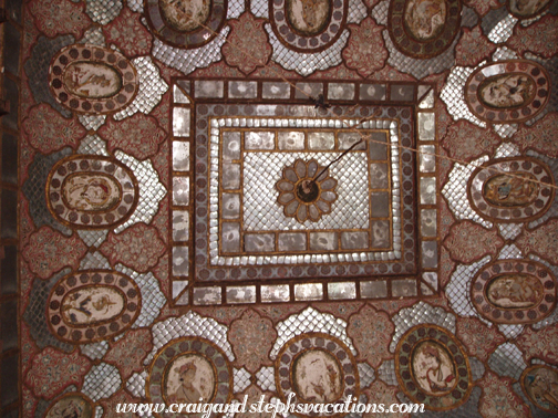 Ceiling of a Fatehpur haveli