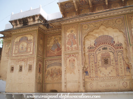 Fatehpur haveli frescoes