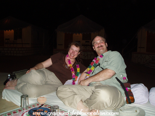 Steph and Craig recline for the show at Kanoi Dune Resort