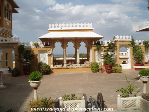 Courtyard, Deogarh Mahal