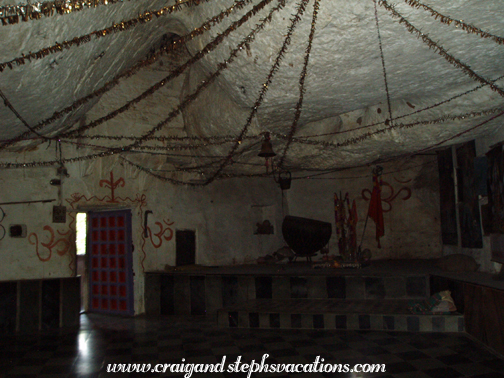 Anjaneshwar Mahedeva, 9th century cave temple