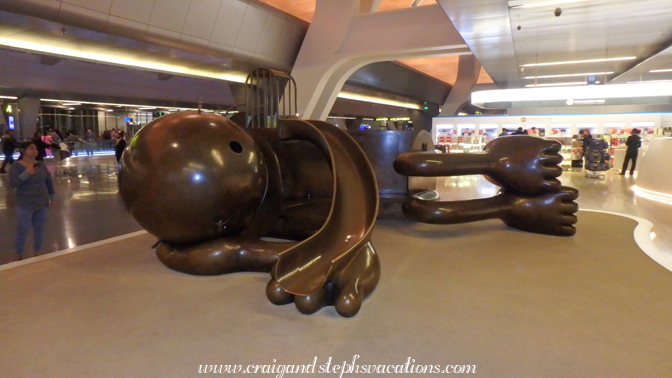 Art / playground at Hamid International Airport, Doha