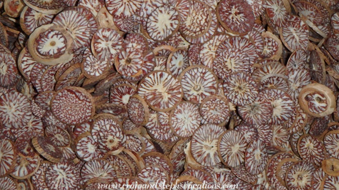 Sliced betelnut, Menisithu Market