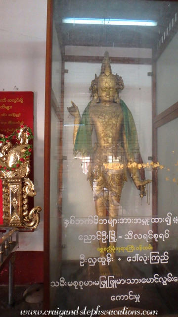 900 year old gilded teak carving of Thagyamin, king of the Nats, Shwezigon Pagoda